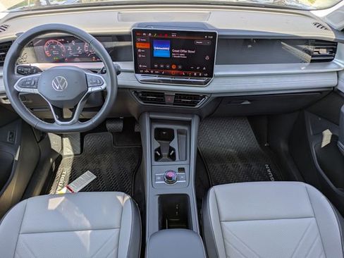 New 2026 Volkswagen Tiguan SE AWD/4WD image 15