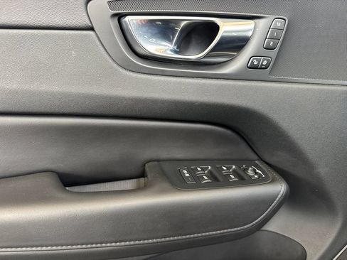 Certified 2023 Volvo XC60 B5 Plus w/ Protection Package Premier FWD image 10