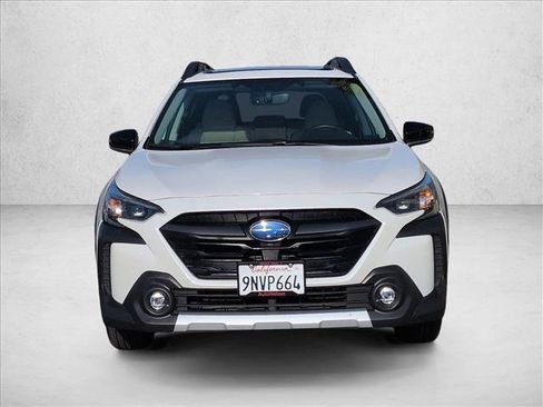 Used 2025 Subaru Outback Limited w/ Tech Package 3 AWD/4WD image 2