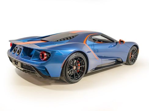Used 2021 Ford GT image 8