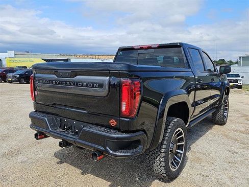 New 2025 GMC Sierra 1500 AT4 w/ AT4 Premium Package image 3