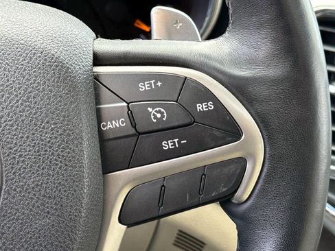 Used 2015 Jeep Grand Cherokee Limited image 22