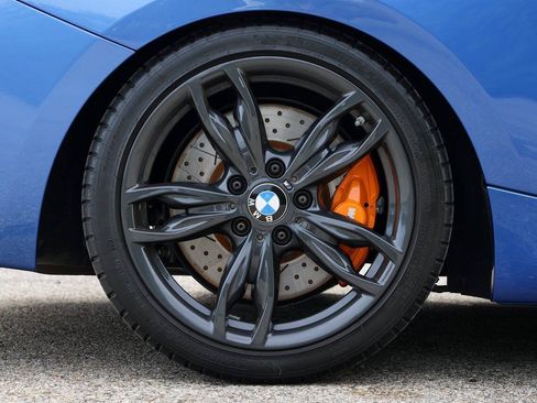 Used 2017 BMW M240i Coupe RWD image 9