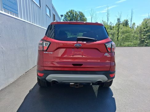 Used 2017 Ford Escape SE w/ Equipment Group 201A AWD/4WD image 11
