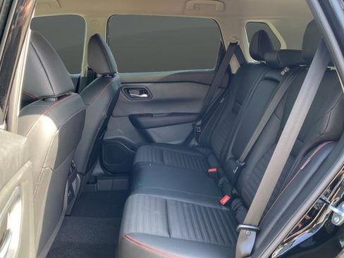 New 2026 Nissan Rogue SV AWD/4WD image 23