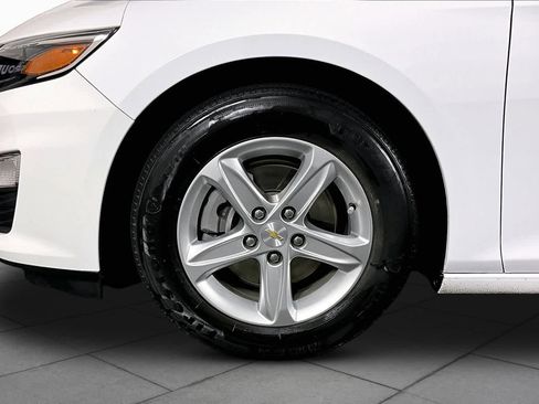 Certified 2022 Chevrolet Malibu LS FWD image 10
