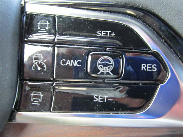 Certified 2024 Jeep Grand Cherokee Summit AWD/4WD image 30