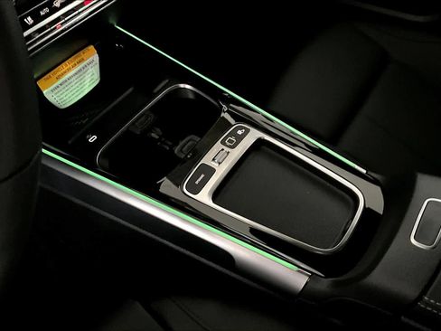 New 2026 Mercedes-Benz GLB 250 image 11