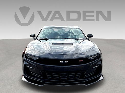 Used 2022 Chevrolet Camaro SS image 2