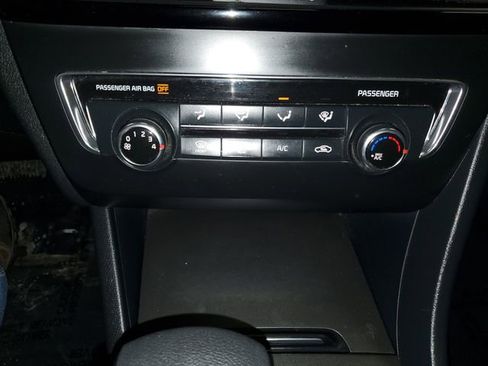 Used 2017 Kia Optima LX image 19