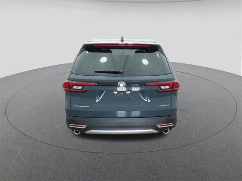 New 2026 Toyota Grand Highlander AWD Hybrid image 7