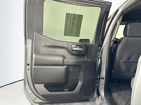 Used 2025 Chevrolet Silverado 1500 Custom image 25