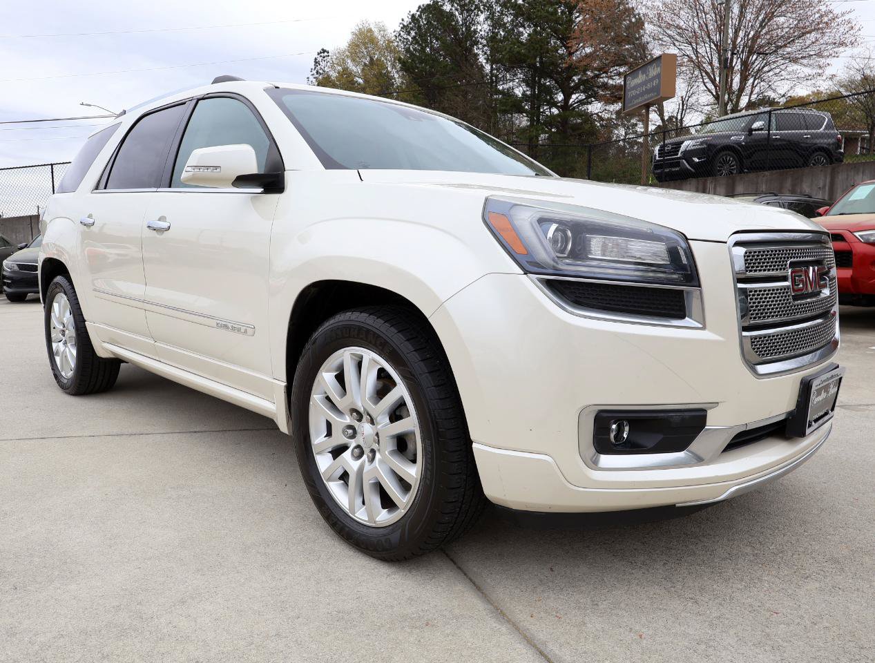 Used 2015 GMC Acadia Denali FWD image 9