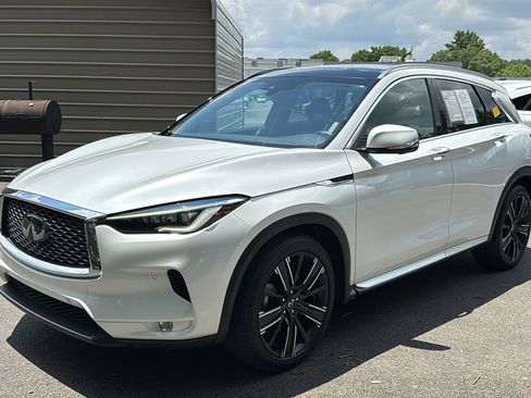 Used 2023 INFINITI QX50 Sensory AWD/4WD image 7