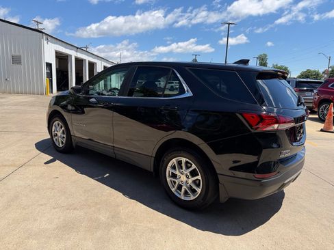 Used 2024 Chevrolet Equinox LT FWD image 28