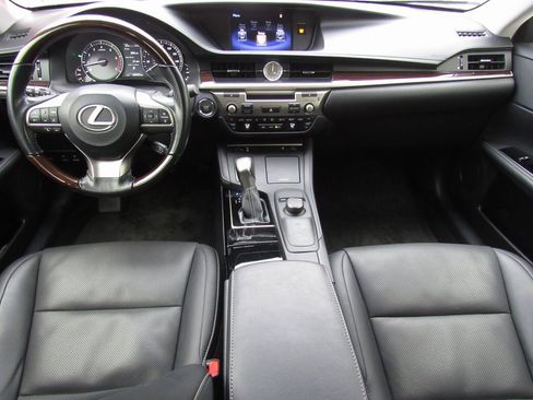 Used 2016 Lexus ES 350 image 31