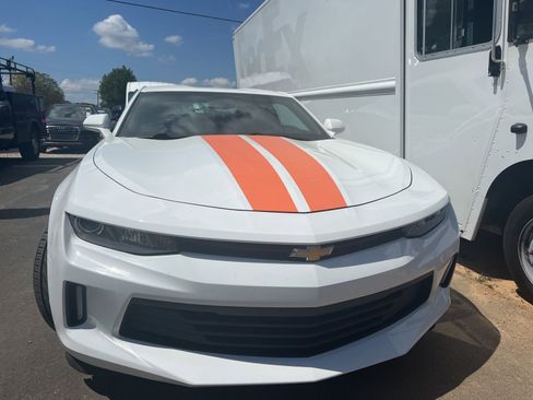 Used 2017 Chevrolet Camaro LT image 5