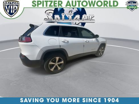 Used 2019 Jeep Cherokee Limited w/ Luxury Group AWD/4WD image 9