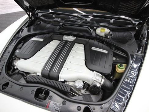 Used 2014 Bentley Continental GT image 12