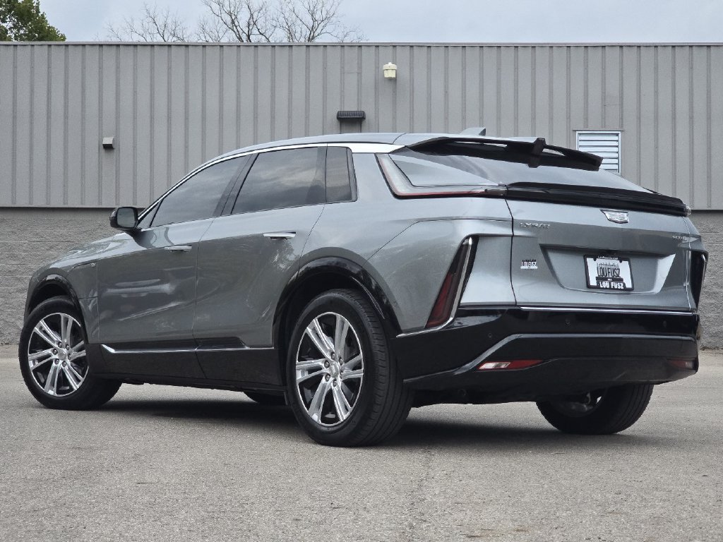 Used 2024 Cadillac Lyriq Tech w/ Driver Assist Package AWD/4WD image 14