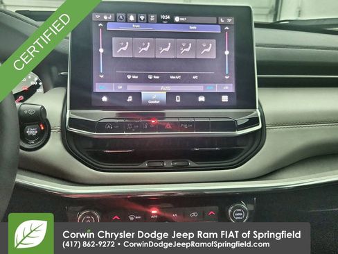 Used 2024 Jeep Compass Limited image 26