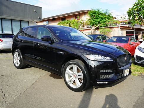 Used 2017 Jaguar F-PACE R-Sport AWD/4WD image 4