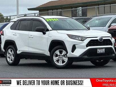 Used 2021 Toyota RAV4 LE w/ Carpet Mat Package (TMS)
