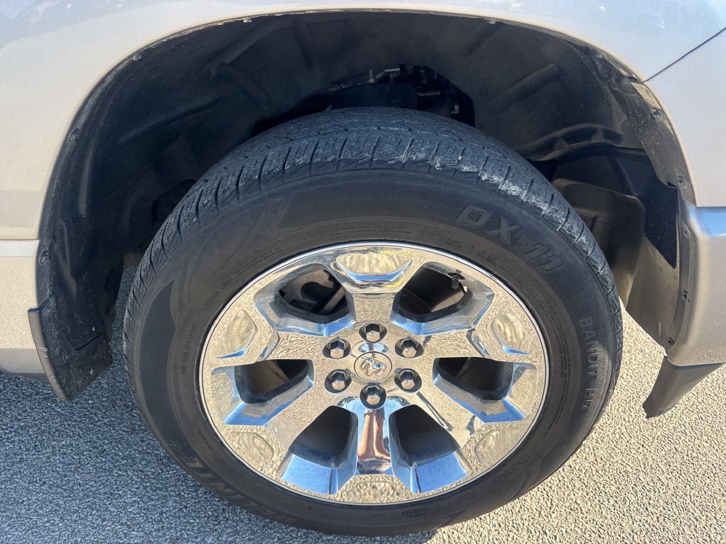 Used 2020 RAM 1500 Big Horn AWD/4WD image 11