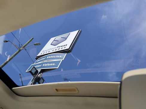 Used 2011 Lincoln MKZ w/ 102A Rapid Spec Order Code FWD image 11
