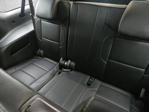 Used 2019 GMC Yukon XL SLT w/ Open Road Package RWD image 14