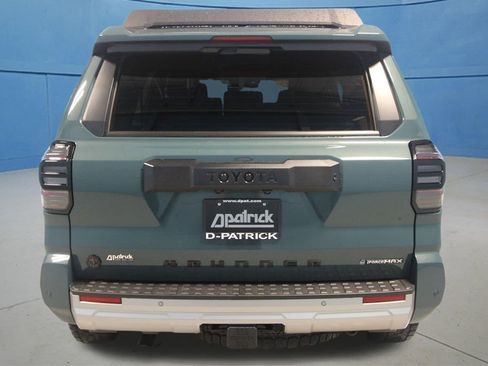 Used 2025 Toyota 4Runner Trailhunter image 37