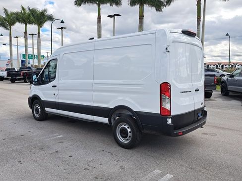 New 2026 Ford Transit 250 148 Medium Roof w/ Load Area Protection Package RWD image 7