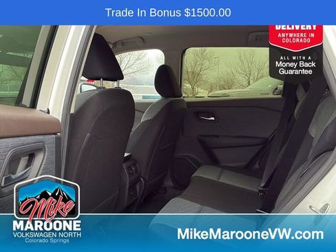 Used 2023 Nissan Rogue SV image 13