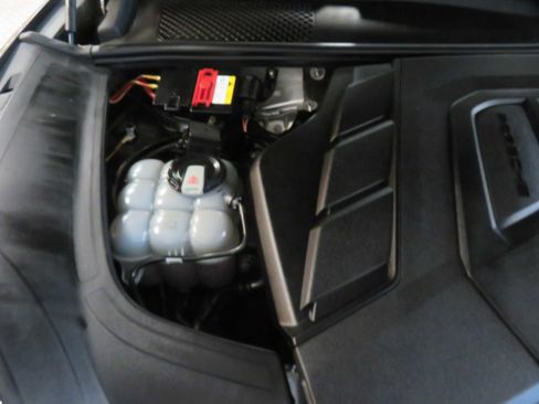 Used 2019 Porsche Cayenne image 51