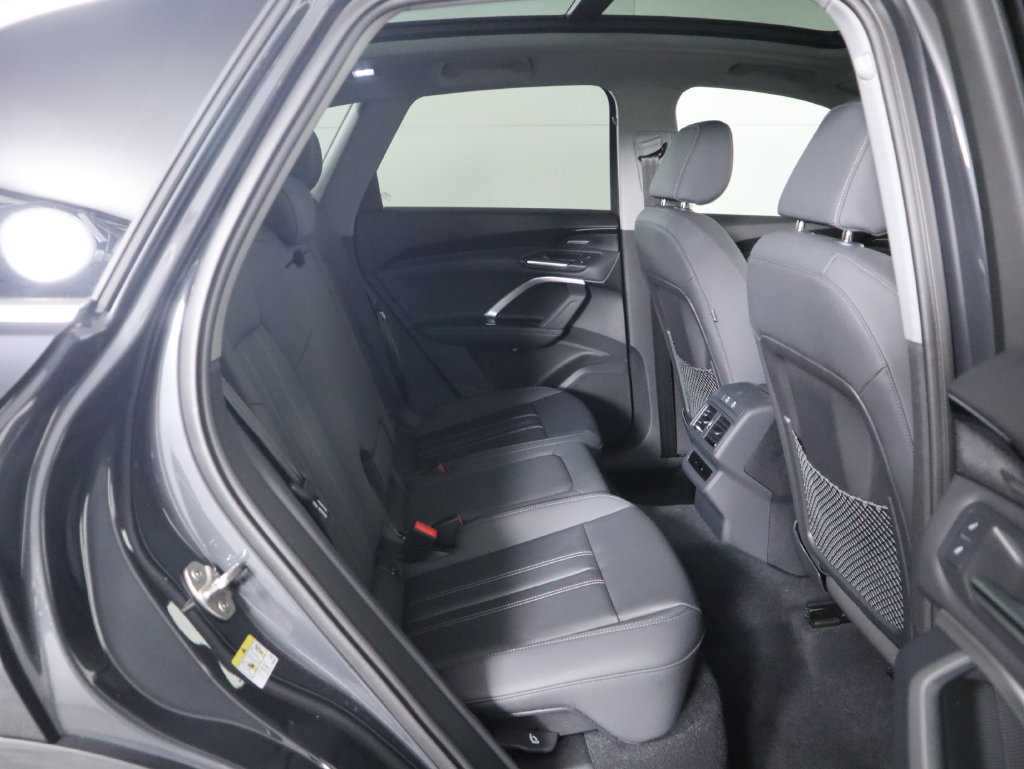 Used 2025 Audi Q5 Premium w/ Premium Plus AWD/4WD image 25
