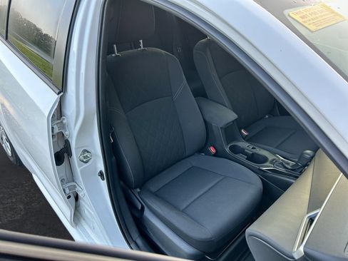 Used 2023 Toyota Corolla LE FWD image 30
