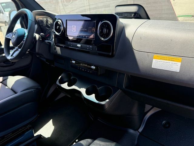 New 2026 Mercedes-Benz Sprinter 2500 image 24