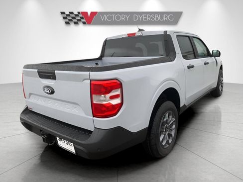 New 2025 Ford Maverick XLT w/ XLT Luxury Package FWD image 9