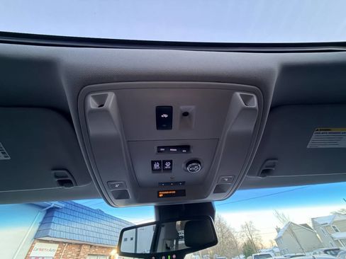 Used 2016 GMC Yukon XL Denali w/ Open Road Package image 15