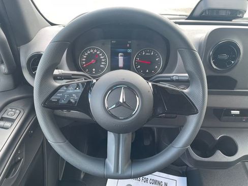 New 2026 Mercedes-Benz Sprinter 2500 image 25