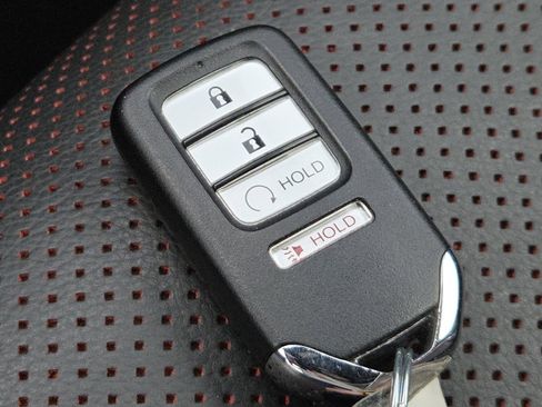 Used 2023 Honda Ridgeline Black Edition image 37
