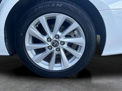 Used 2022 Toyota Camry LE image 55