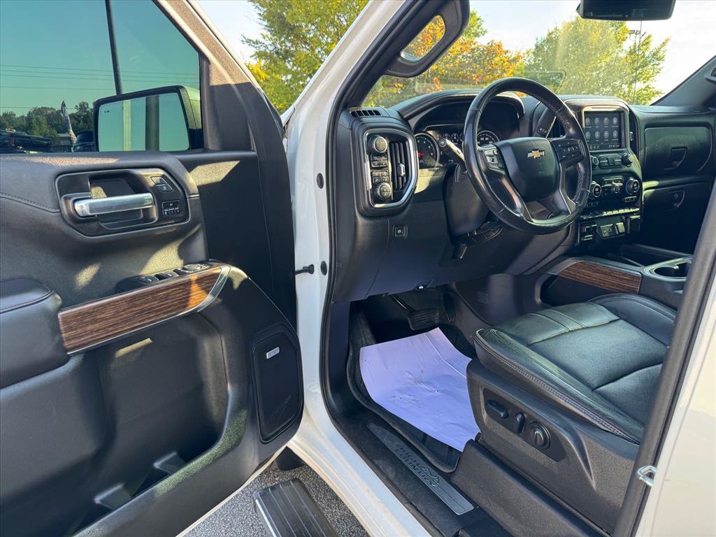 Used 2022 Chevrolet Silverado 1500 High Country w/ LPO, Dark Essentials Package AWD/4WD image 14