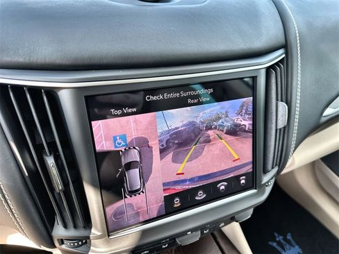 Used 2023 Maserati Levante Modena image 29