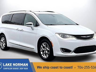 Used 2018 Chrysler Pacifica Limited