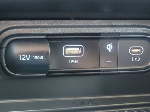 Used 2025 Kia Sportage SX FWD image 15