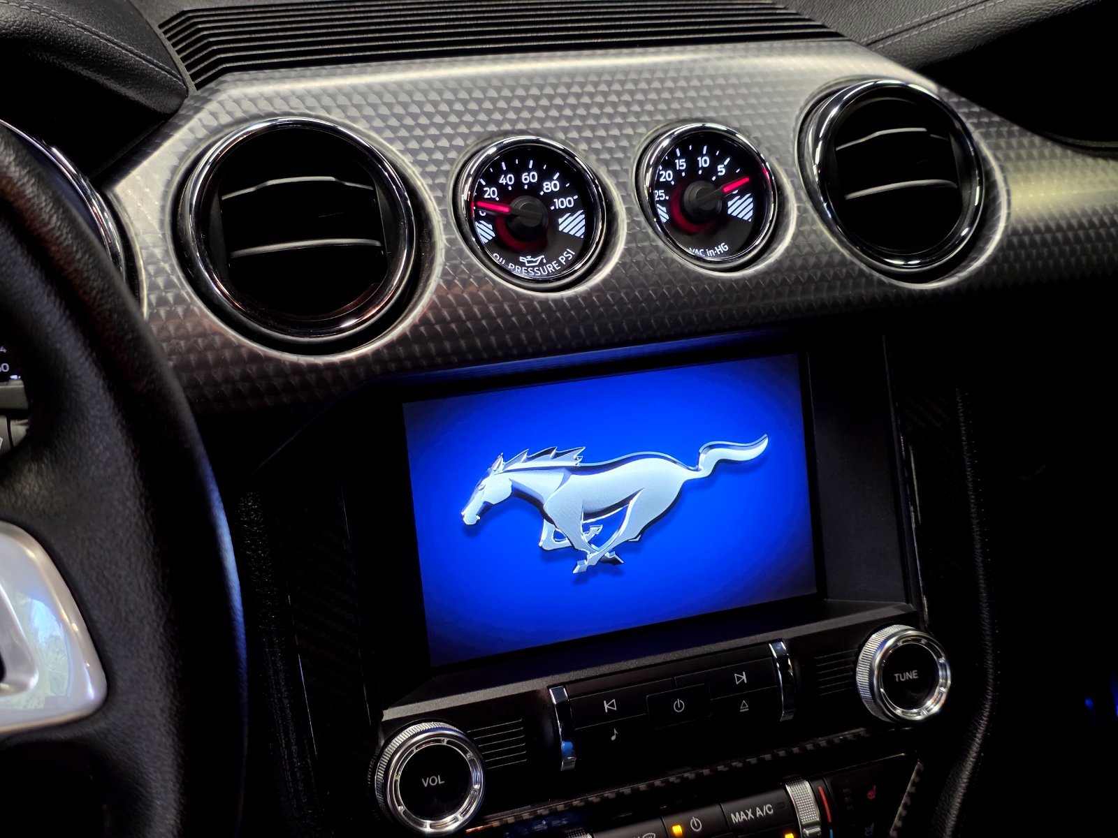 Used 2017 Ford Mustang GT Premium w/ GT Performance Package RWD image 25