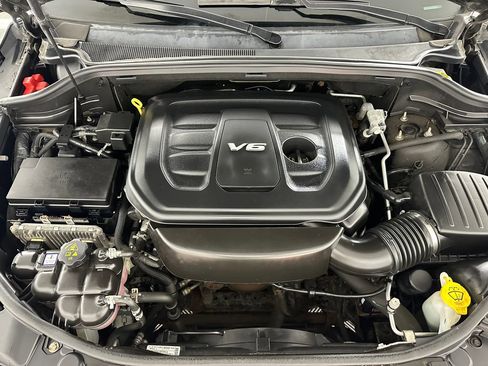 Used 2018 Jeep Grand Cherokee Laredo AWD/4WD image 34
