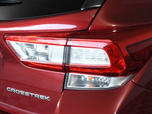 Used 2019 Subaru Crosstrek 2.0i Premium w/ Eyesight System image 30