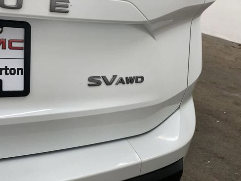 Used 2024 Nissan Rogue SV image 10